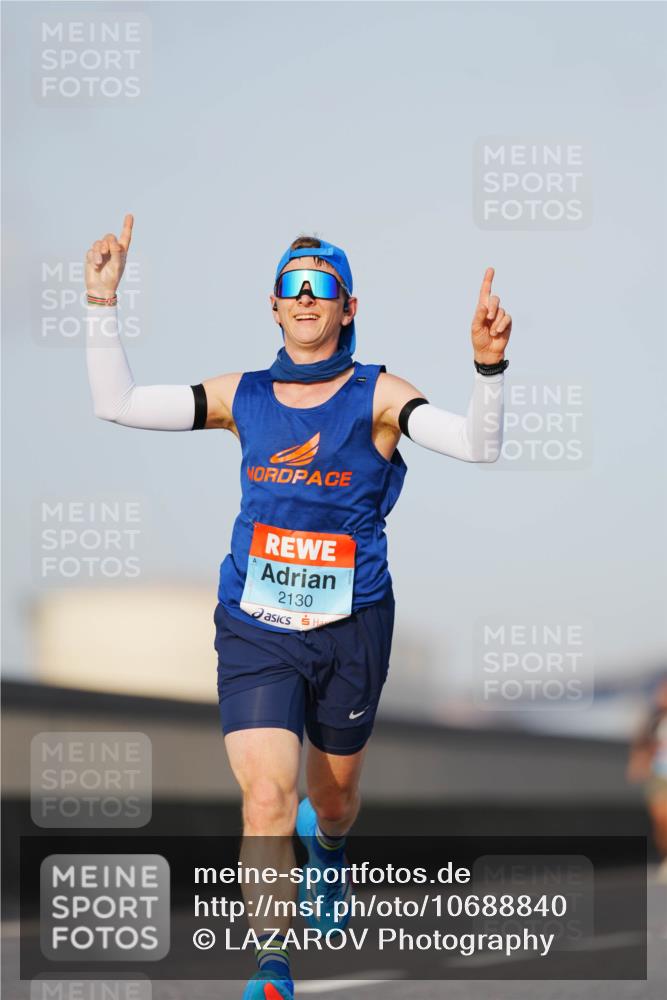 03.10.2026 - Köhlbrandbrückenlauf LAZAROV Photography http://msf.ph/oto/10688840 03.10.2026 09:40:12 Position 3 2130 meine-sportfotos.de