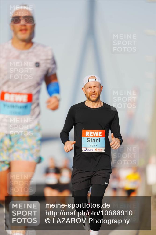 03.10.2026 - Köhlbrandbrückenlauf LAZAROV Photography http://msf.ph/oto/10688910 03.10.2026 09:40:25 Position 3 2077 meine-sportfotos.de