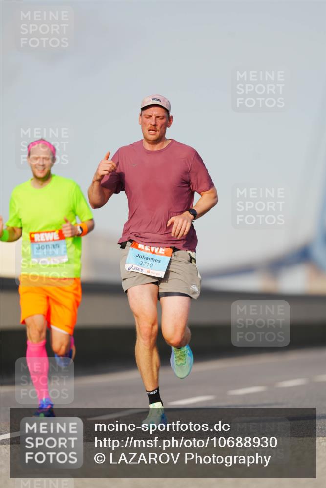03.10.2026 - Köhlbrandbrückenlauf LAZAROV Photography http://msf.ph/oto/10688930 03.10.2026 09:40:31 Position 3 1702, 3710 meine-sportfotos.de