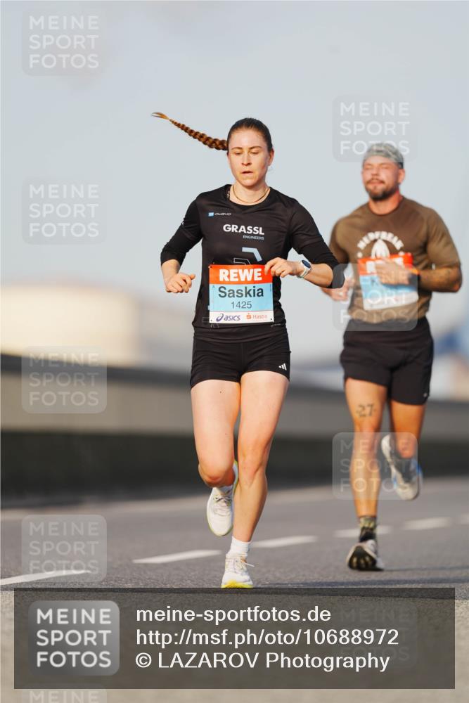 03.10.2026 - Köhlbrandbrückenlauf LAZAROV Photography http://msf.ph/oto/10688972 03.10.2026 09:40:37 Position 3 1425, 27 meine-sportfotos.de