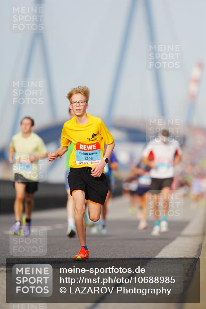 03.10.2026 - Köhlbrandbrückenlauf LAZAROV Photography http://msf.ph/oto/10688985 03.10.2026 09:40:39 Position 3 1296 meine-sportfotos.de