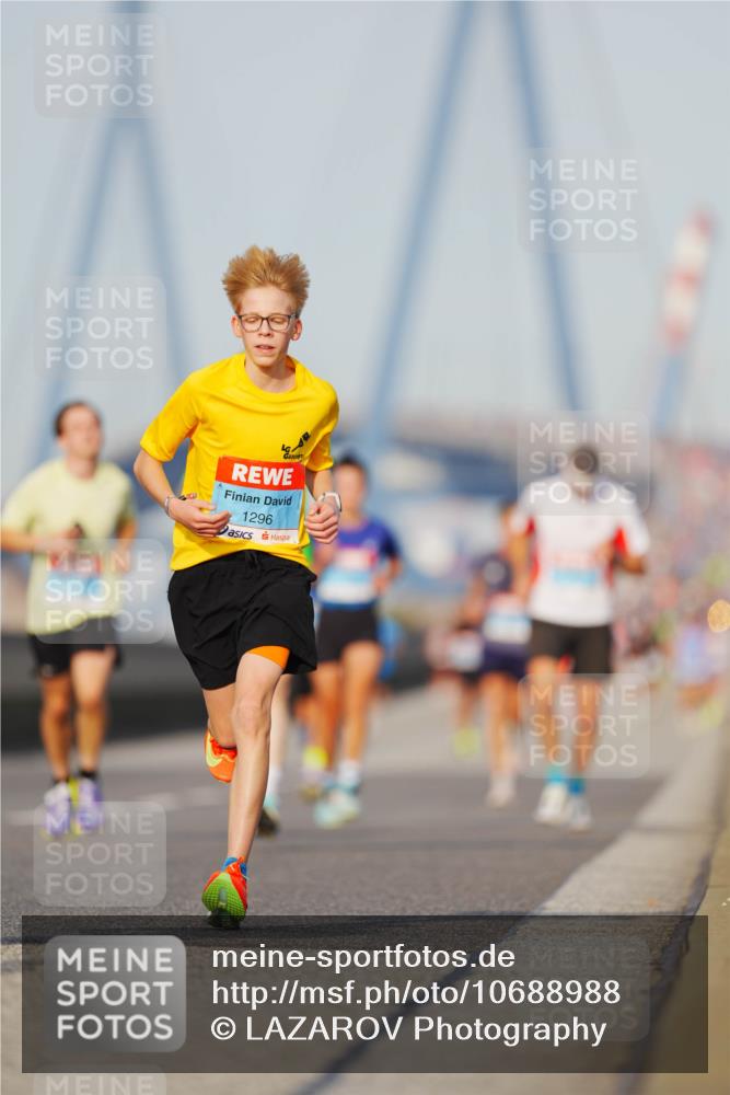 03.10.2026 - Köhlbrandbrückenlauf LAZAROV Photography http://msf.ph/oto/10688988 03.10.2026 09:40:39 Position 3 1296 meine-sportfotos.de