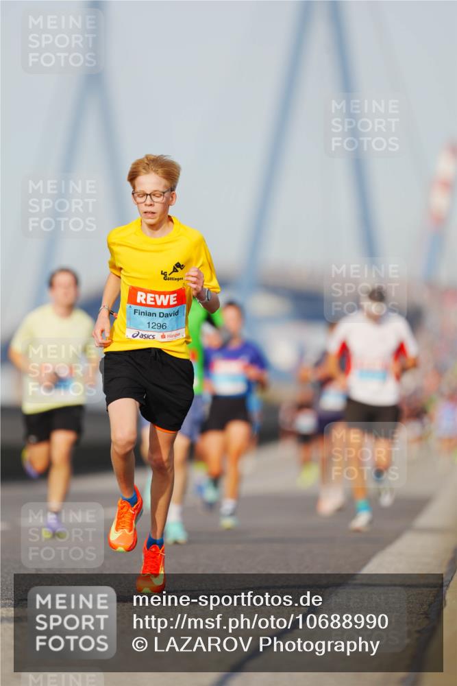 03.10.2026 - Köhlbrandbrückenlauf LAZAROV Photography http://msf.ph/oto/10688990 03.10.2026 09:40:40 Position 3 1296 meine-sportfotos.de