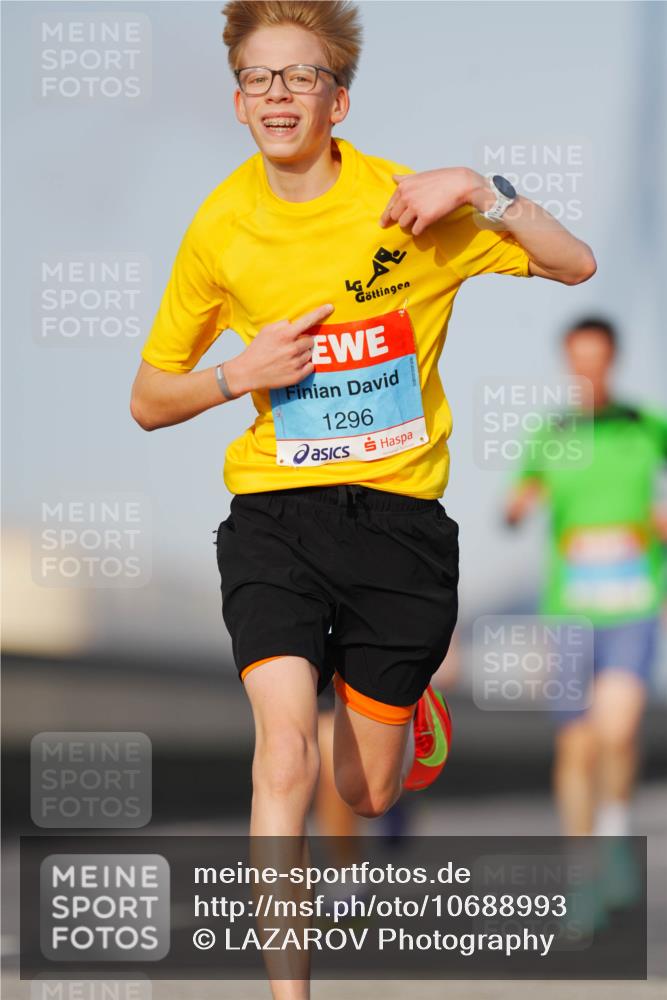 03.10.2026 - Köhlbrandbrückenlauf LAZAROV Photography http://msf.ph/oto/10688993 03.10.2026 09:40:43 Position 3 1296 meine-sportfotos.de