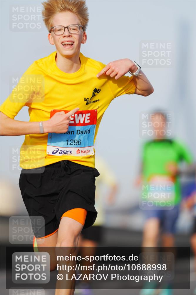 03.10.2026 - Köhlbrandbrückenlauf LAZAROV Photography http://msf.ph/oto/10688998 03.10.2026 09:40:43 Position 3 1296 meine-sportfotos.de