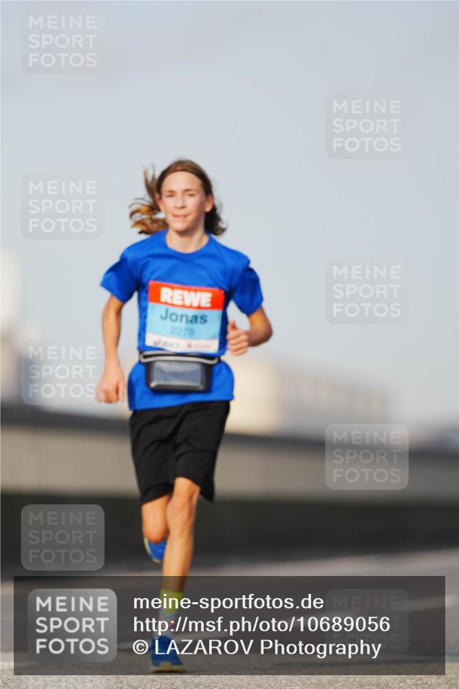 03.10.2026 - Köhlbrandbrückenlauf LAZAROV Photography http://msf.ph/oto/10689056 03.10.2026 09:40:53 Position 3 2278 meine-sportfotos.de