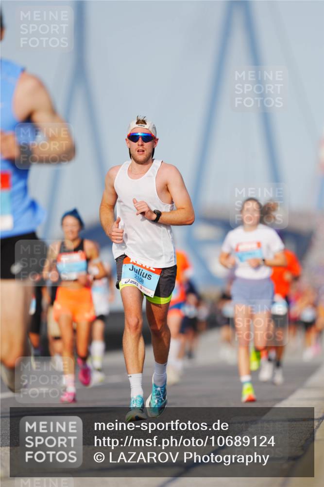 03.10.2026 - Köhlbrandbrückenlauf LAZAROV Photography http://msf.ph/oto/10689124 03.10.2026 09:41:22 Position 3 2108 meine-sportfotos.de