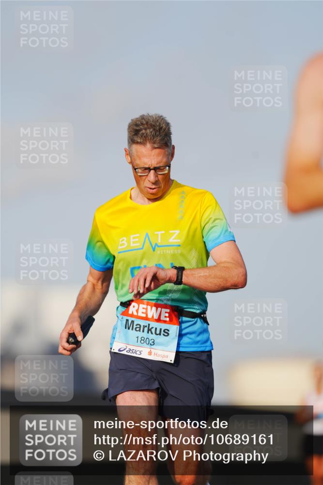 03.10.2026 - Köhlbrandbrückenlauf LAZAROV Photography http://msf.ph/oto/10689161 03.10.2026 09:41:27 Position 3 1803 meine-sportfotos.de