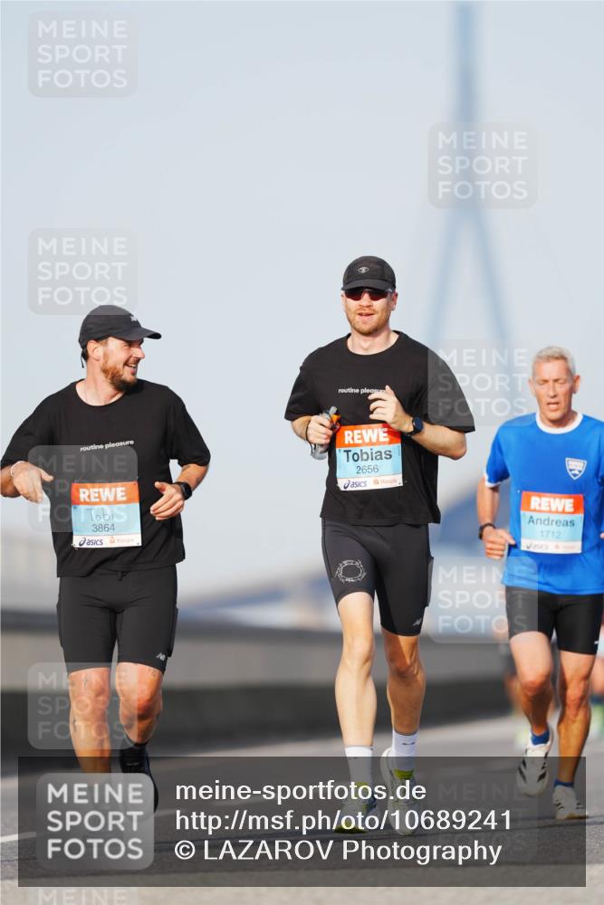 03.10.2026 - Köhlbrandbrückenlauf LAZAROV Photography http://msf.ph/oto/10689241 03.10.2026 09:41:44 Position 3 3864, 2656, 1712 meine-sportfotos.de