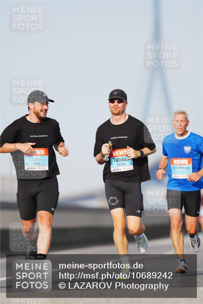 03.10.2026 - Köhlbrandbrückenlauf LAZAROV Photography http://msf.ph/oto/10689242 03.10.2026 09:41:44 Position 3 3864, 2656, 1712 meine-sportfotos.de