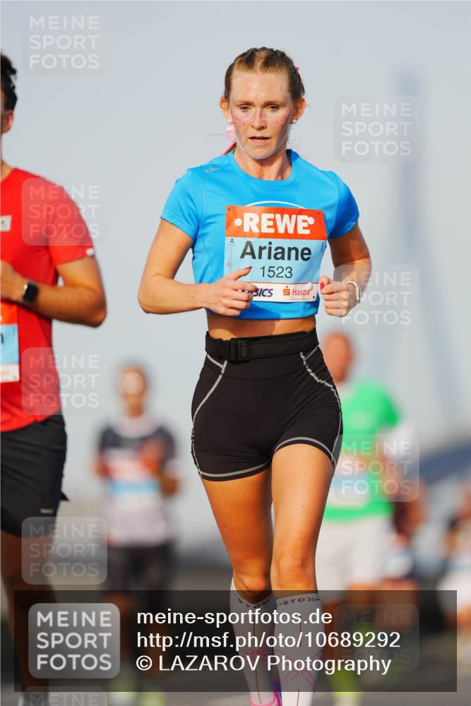 03.10.2026 - Köhlbrandbrückenlauf LAZAROV Photography http://msf.ph/oto/10689292 03.10.2026 09:41:54 Position 3 1523 meine-sportfotos.de