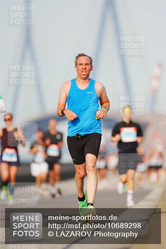 03.10.2026 - Köhlbrandbrückenlauf LAZAROV Photography http://msf.ph/oto/10689298 03.10.2026 09:41:55 Position 3  meine-sportfotos.de