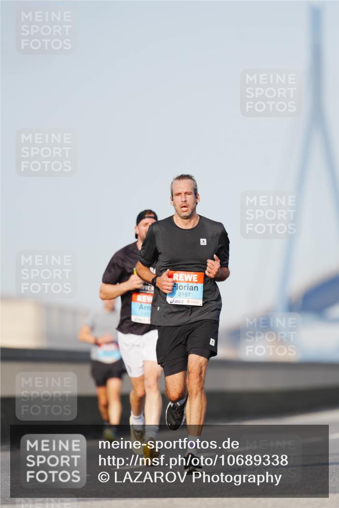 03.10.2026 - Köhlbrandbrückenlauf LAZAROV Photography http://msf.ph/oto/10689338 03.10.2026 09:42:04 Position 3 2197 meine-sportfotos.de