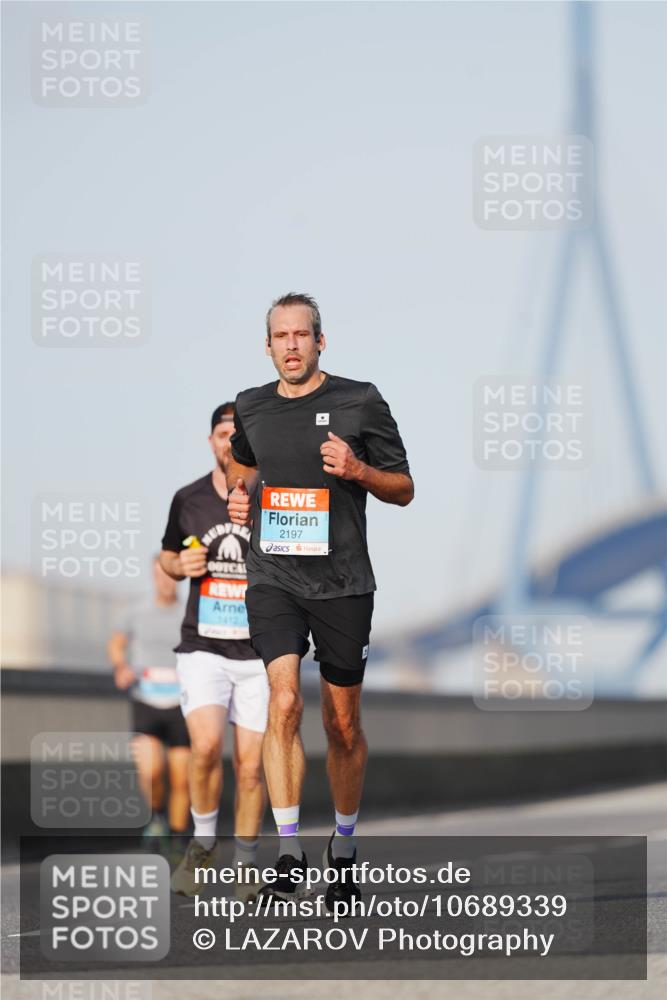 03.10.2026 - Köhlbrandbrückenlauf LAZAROV Photography http://msf.ph/oto/10689339 03.10.2026 09:42:04 Position 3 1412, 2197 meine-sportfotos.de