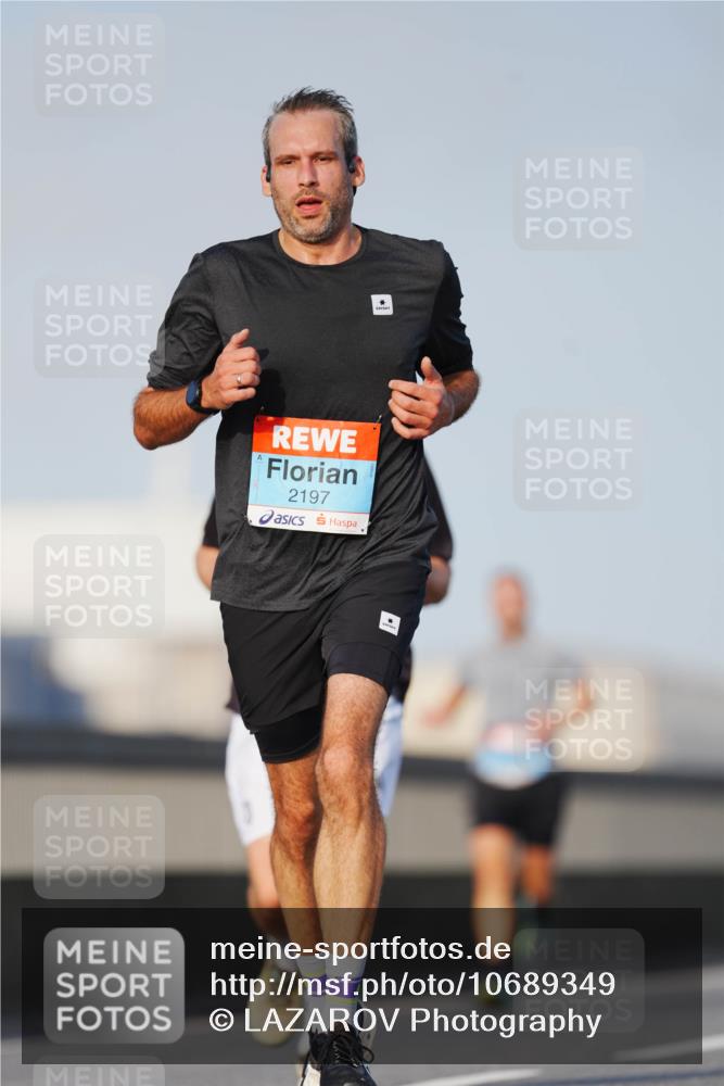 03.10.2026 - Köhlbrandbrückenlauf LAZAROV Photography http://msf.ph/oto/10689349 03.10.2026 09:42:08 Position 3 2197 meine-sportfotos.de