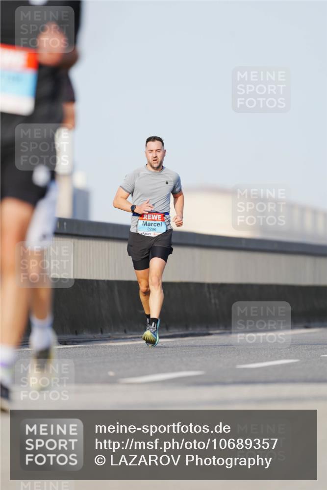 03.10.2026 - Köhlbrandbrückenlauf LAZAROV Photography http://msf.ph/oto/10689357 03.10.2026 09:42:08 Position 3 2206 meine-sportfotos.de
