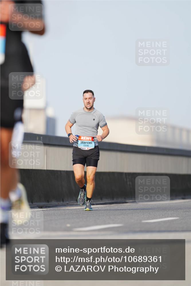03.10.2026 - Köhlbrandbrückenlauf LAZAROV Photography http://msf.ph/oto/10689361 03.10.2026 09:42:09 Position 3 2206 meine-sportfotos.de