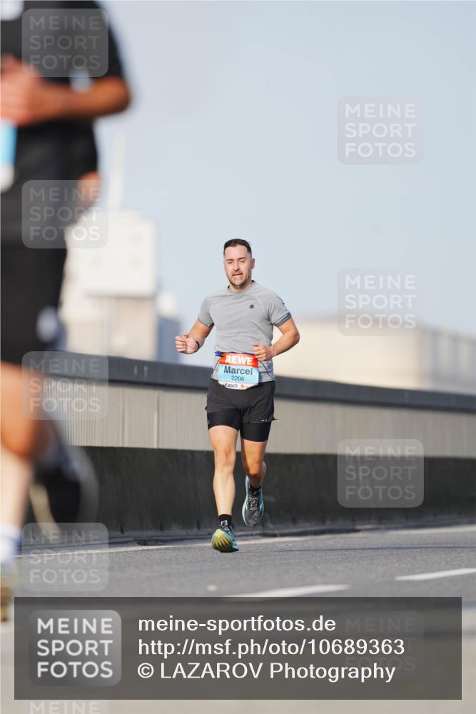 03.10.2026 - Köhlbrandbrückenlauf LAZAROV Photography http://msf.ph/oto/10689363 03.10.2026 09:42:09 Position 3 2206 meine-sportfotos.de