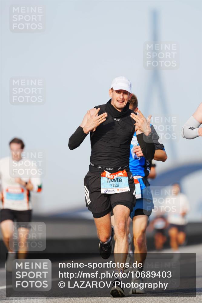 03.10.2026 - Köhlbrandbrückenlauf LAZAROV Photography http://msf.ph/oto/10689403 03.10.2026 09:42:24 Position 3 2126 meine-sportfotos.de