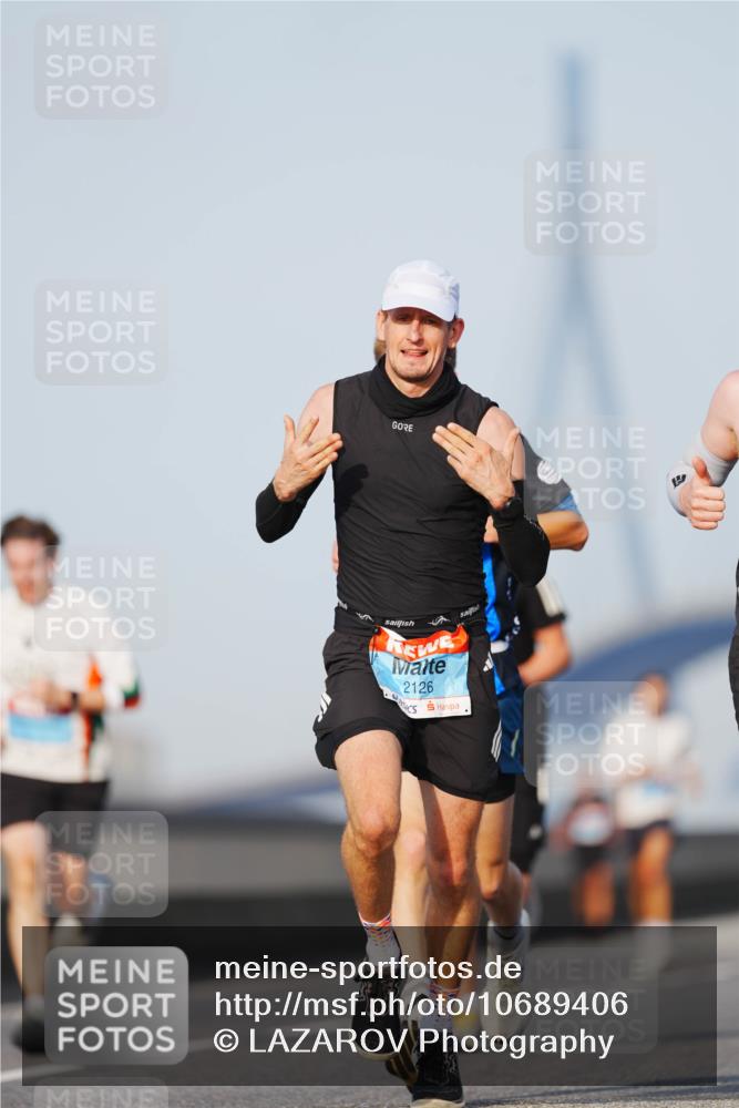03.10.2026 - Köhlbrandbrückenlauf LAZAROV Photography http://msf.ph/oto/10689406 03.10.2026 09:42:24 Position 3 2126 meine-sportfotos.de