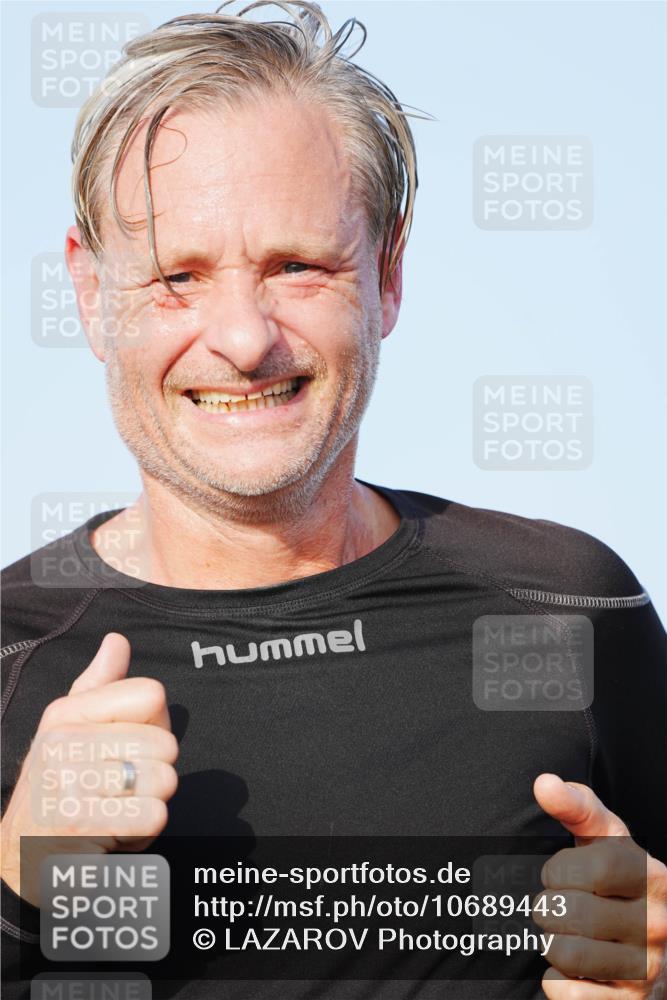 03.10.2026 - Köhlbrandbrückenlauf LAZAROV Photography http://msf.ph/oto/10689443 03.10.2026 09:42:33 Position 3  meine-sportfotos.de
