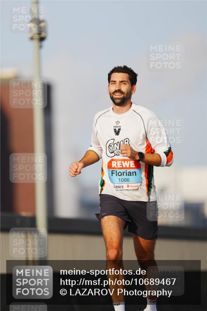 03.10.2026 - Köhlbrandbrückenlauf LAZAROV Photography http://msf.ph/oto/10689467 03.10.2026 09:42:39 Position 3 177, 1066 meine-sportfotos.de