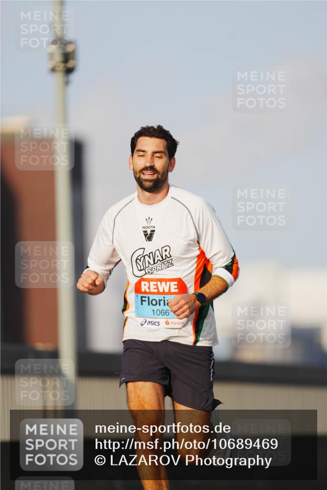 03.10.2026 - Köhlbrandbrückenlauf LAZAROV Photography http://msf.ph/oto/10689469 03.10.2026 09:42:40 Position 3 1066 meine-sportfotos.de