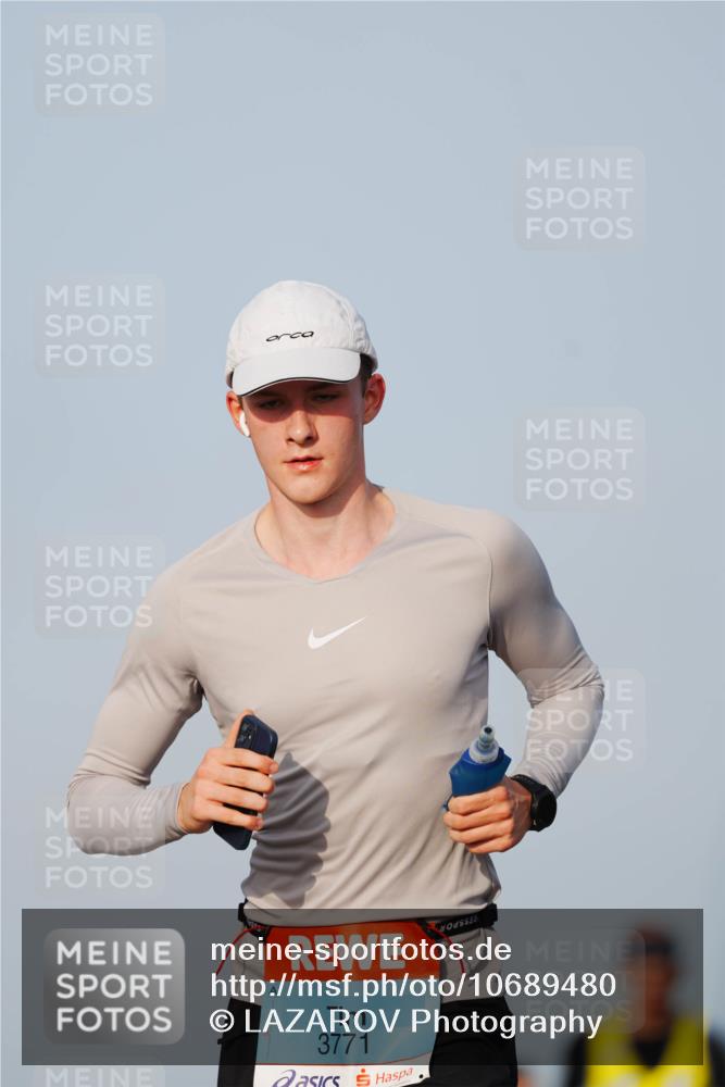 03.10.2026 - Köhlbrandbrückenlauf LAZAROV Photography http://msf.ph/oto/10689480 03.10.2026 09:42:41 Position 3 3771 meine-sportfotos.de