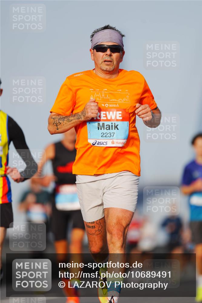 03.10.2026 - Köhlbrandbrückenlauf LAZAROV Photography http://msf.ph/oto/10689491 03.10.2026 09:42:44 Position 3 25, 50, 25, 16, 2237 meine-sportfotos.de