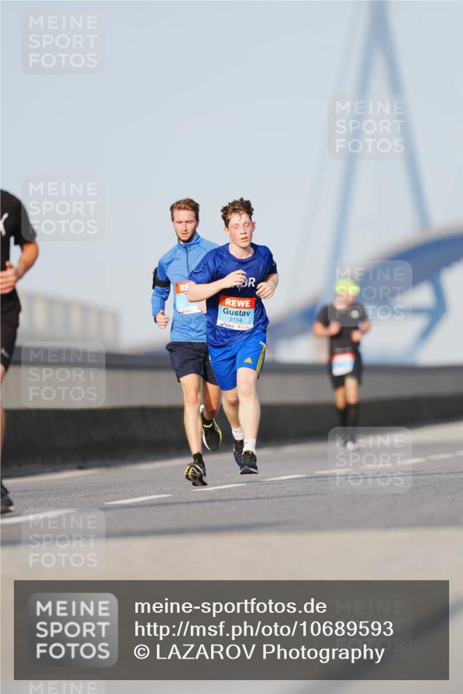03.10.2026 - Köhlbrandbrückenlauf LAZAROV Photography http://msf.ph/oto/10689593 03.10.2026 09:43:05 Position 3 2154 meine-sportfotos.de