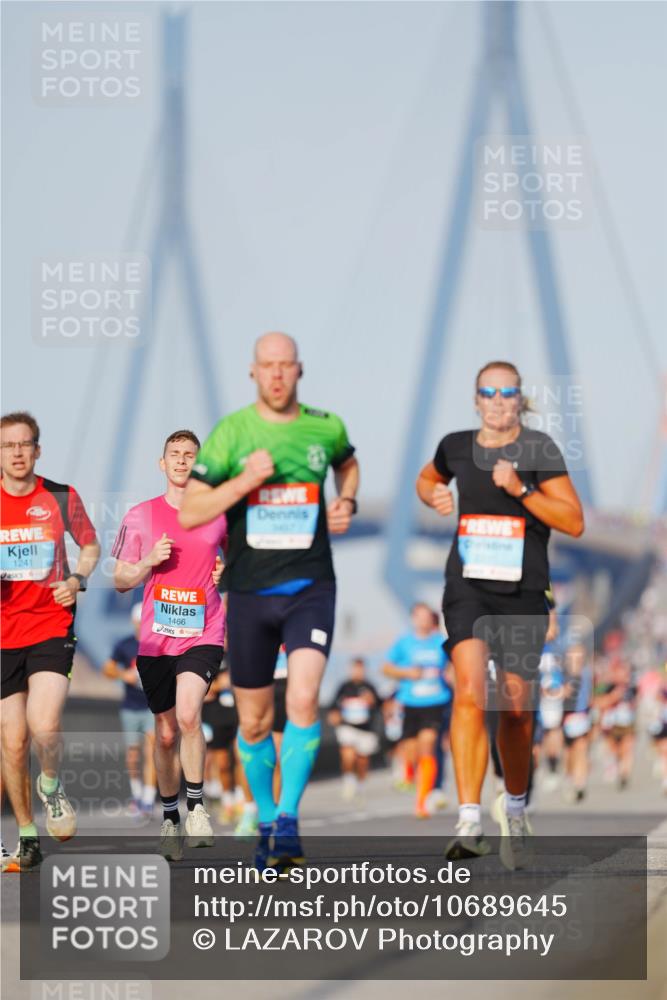 03.10.2026 - Köhlbrandbrückenlauf LAZAROV Photography http://msf.ph/oto/10689645 03.10.2026 09:43:19 Position 3 1241, 1466 meine-sportfotos.de