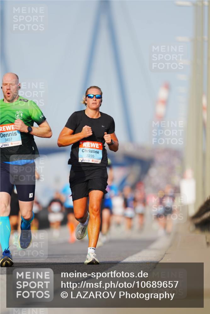 03.10.2026 - Köhlbrandbrückenlauf LAZAROV Photography http://msf.ph/oto/10689657 03.10.2026 09:43:20 Position 3 3457, 2235 meine-sportfotos.de