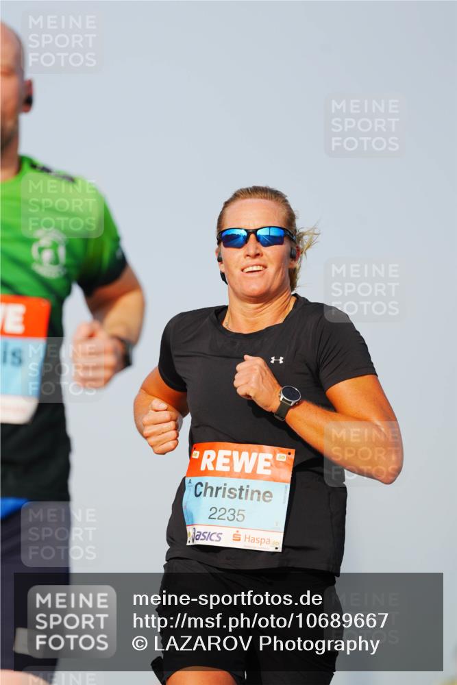 03.10.2026 - Köhlbrandbrückenlauf LAZAROV Photography http://msf.ph/oto/10689667 03.10.2026 09:43:25 Position 3 2235 meine-sportfotos.de