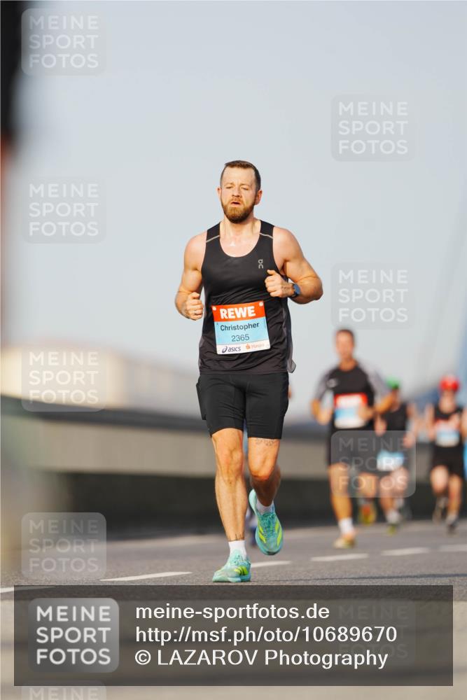 03.10.2026 - Köhlbrandbrückenlauf LAZAROV Photography http://msf.ph/oto/10689670 03.10.2026 09:43:27 Position 3 2365 meine-sportfotos.de