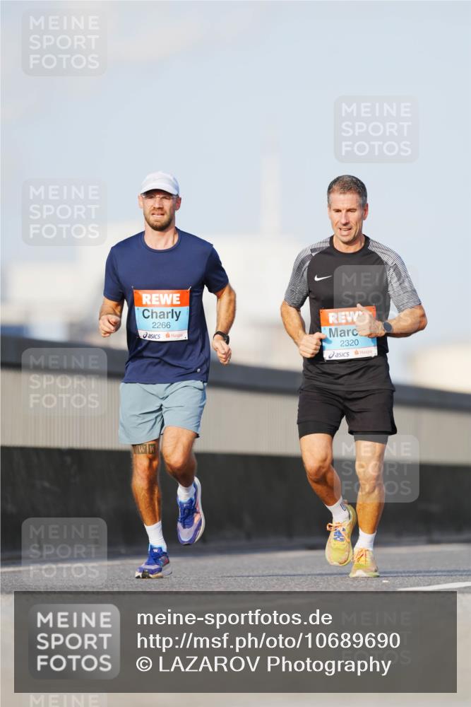03.10.2026 - Köhlbrandbrückenlauf LAZAROV Photography http://msf.ph/oto/10689690 03.10.2026 09:43:35 Position 3 2266, 2320 meine-sportfotos.de