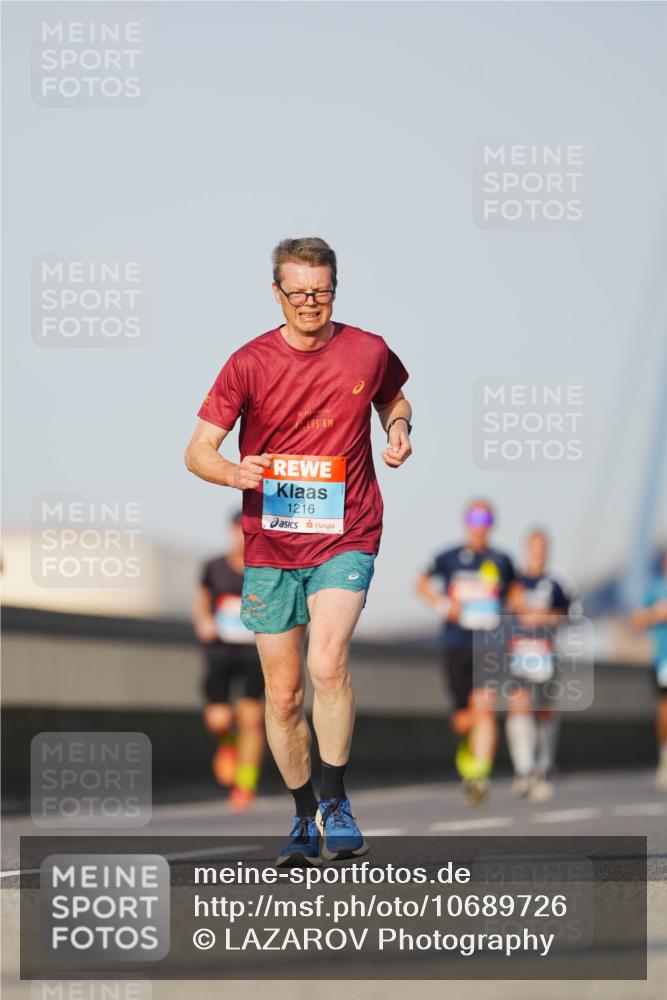 03.10.2026 - Köhlbrandbrückenlauf LAZAROV Photography http://msf.ph/oto/10689726 03.10.2026 09:43:43 Position 3 195, 1216 meine-sportfotos.de
