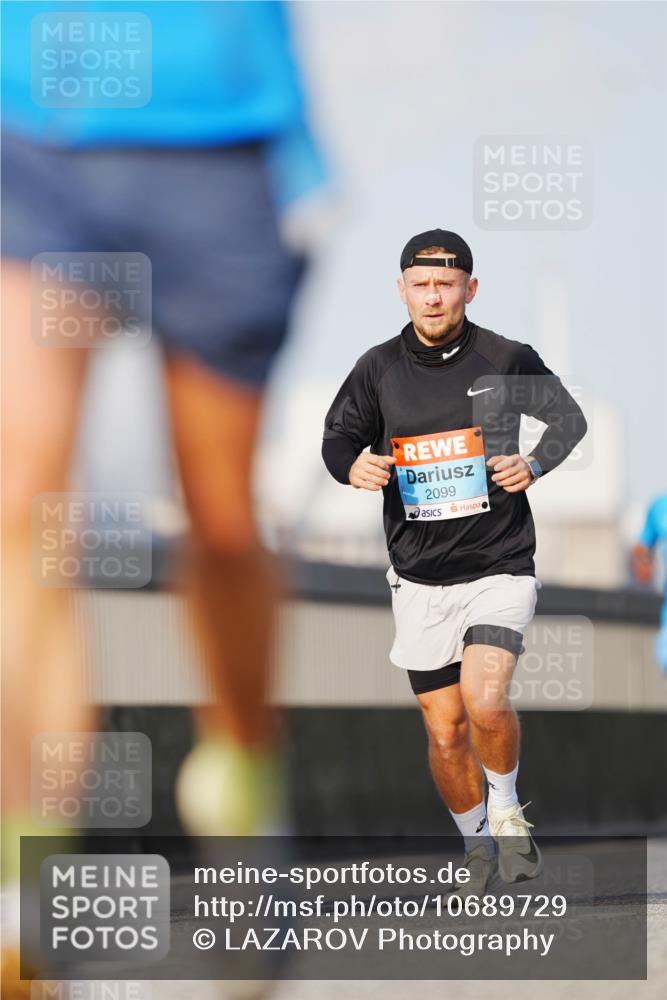 03.10.2026 - Köhlbrandbrückenlauf LAZAROV Photography http://msf.ph/oto/10689729 03.10.2026 09:43:43 Position 3 2099 meine-sportfotos.de