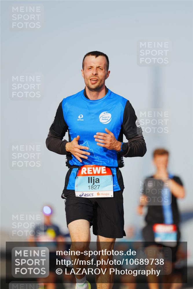 03.10.2026 - Köhlbrandbrückenlauf LAZAROV Photography http://msf.ph/oto/10689738 03.10.2026 09:43:45 Position 3 1827 meine-sportfotos.de
