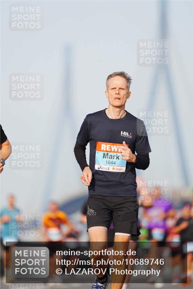 03.10.2026 - Köhlbrandbrückenlauf LAZAROV Photography http://msf.ph/oto/10689746 03.10.2026 09:43:48 Position 3 1644 meine-sportfotos.de
