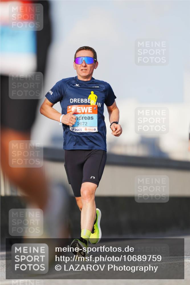 03.10.2026 - Köhlbrandbrückenlauf LAZAROV Photography http://msf.ph/oto/10689759 03.10.2026 09:43:52 Position 3 2672 meine-sportfotos.de