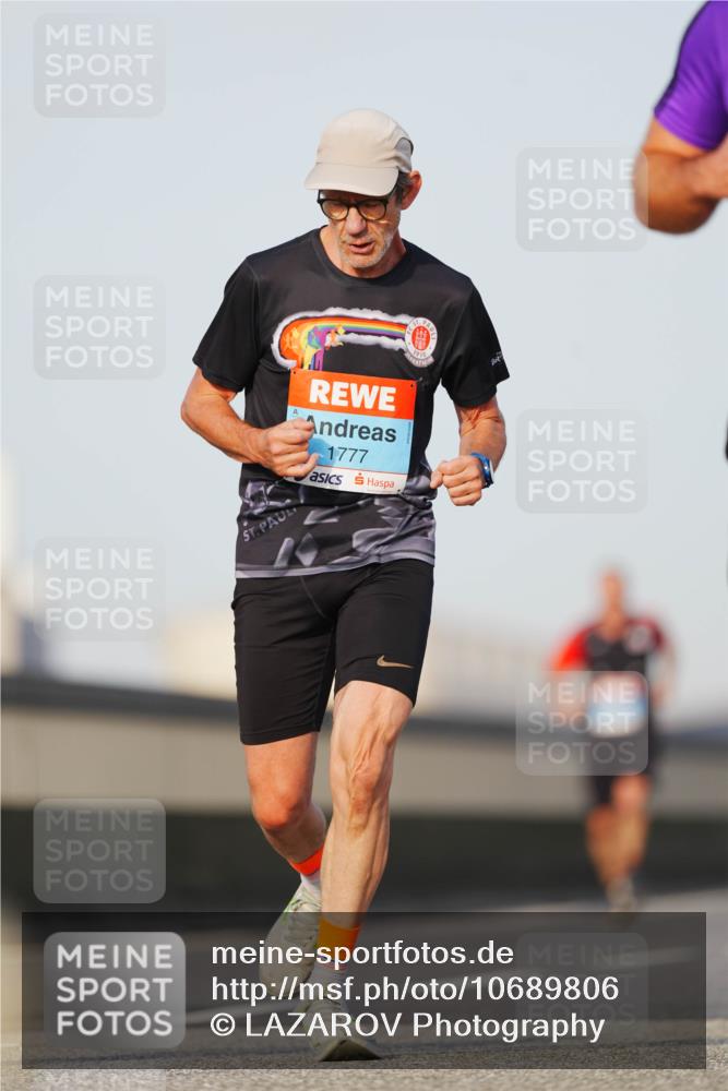 03.10.2026 - Köhlbrandbrückenlauf LAZAROV Photography http://msf.ph/oto/10689806 03.10.2026 09:44:01 Position 3 1777, 1910 meine-sportfotos.de