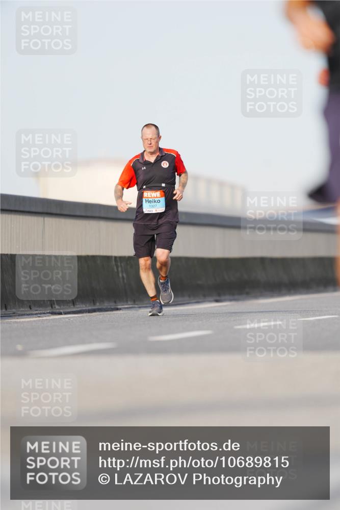 03.10.2026 - Köhlbrandbrückenlauf LAZAROV Photography http://msf.ph/oto/10689815 03.10.2026 09:44:03 Position 3 1327 meine-sportfotos.de