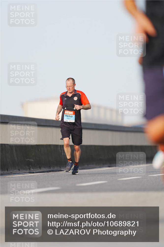 03.10.2026 - Köhlbrandbrückenlauf LAZAROV Photography http://msf.ph/oto/10689821 03.10.2026 09:44:04 Position 3 1327 meine-sportfotos.de