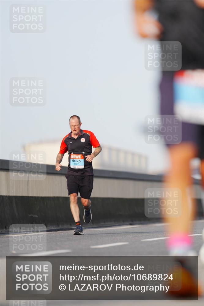 03.10.2026 - Köhlbrandbrückenlauf LAZAROV Photography http://msf.ph/oto/10689824 03.10.2026 09:44:04 Position 3 1327 meine-sportfotos.de