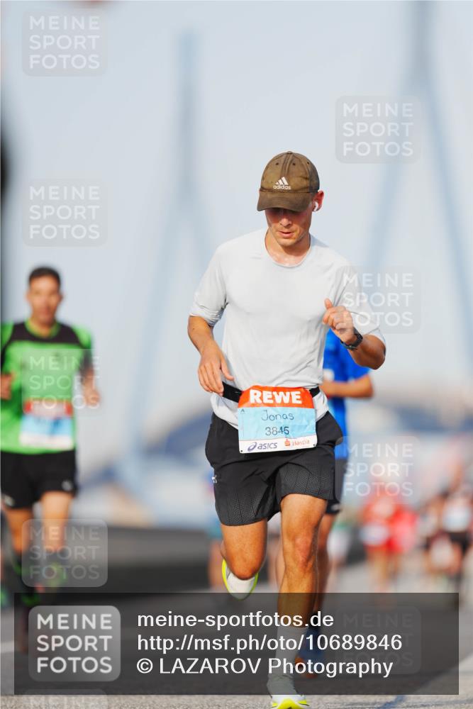 03.10.2026 - Köhlbrandbrückenlauf LAZAROV Photography http://msf.ph/oto/10689846 03.10.2026 09:44:07 Position 3 3845 meine-sportfotos.de