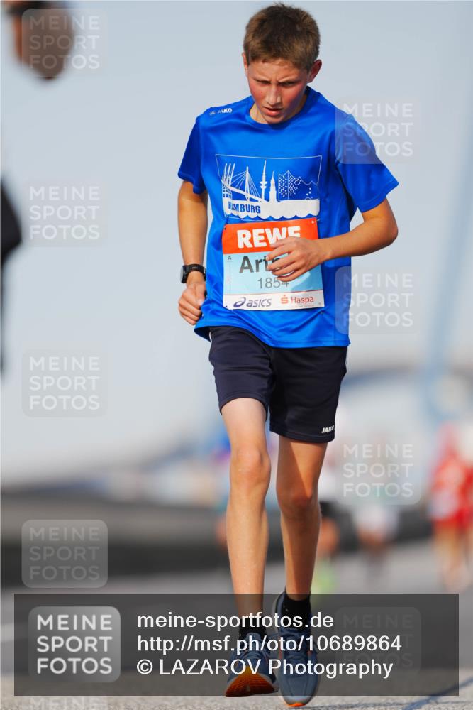 03.10.2026 - Köhlbrandbrückenlauf LAZAROV Photography http://msf.ph/oto/10689864 03.10.2026 09:44:11 Position 3 185 meine-sportfotos.de