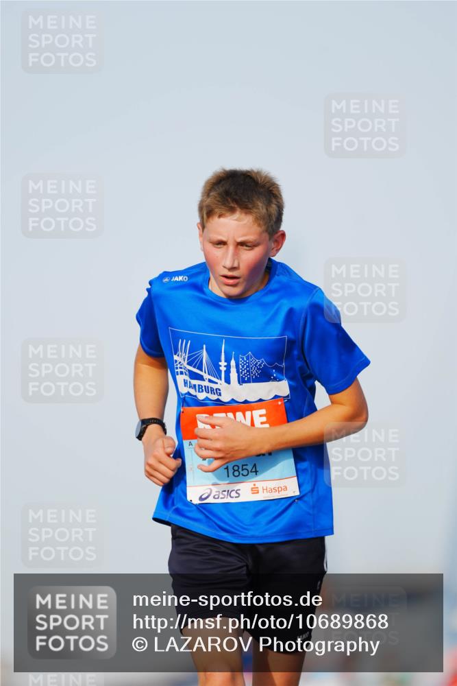 03.10.2026 - Köhlbrandbrückenlauf LAZAROV Photography http://msf.ph/oto/10689868 03.10.2026 09:44:11 Position 3 1854 meine-sportfotos.de