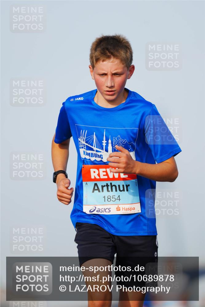 03.10.2026 - Köhlbrandbrückenlauf LAZAROV Photography http://msf.ph/oto/10689878 03.10.2026 09:44:12 Position 3 1854 meine-sportfotos.de