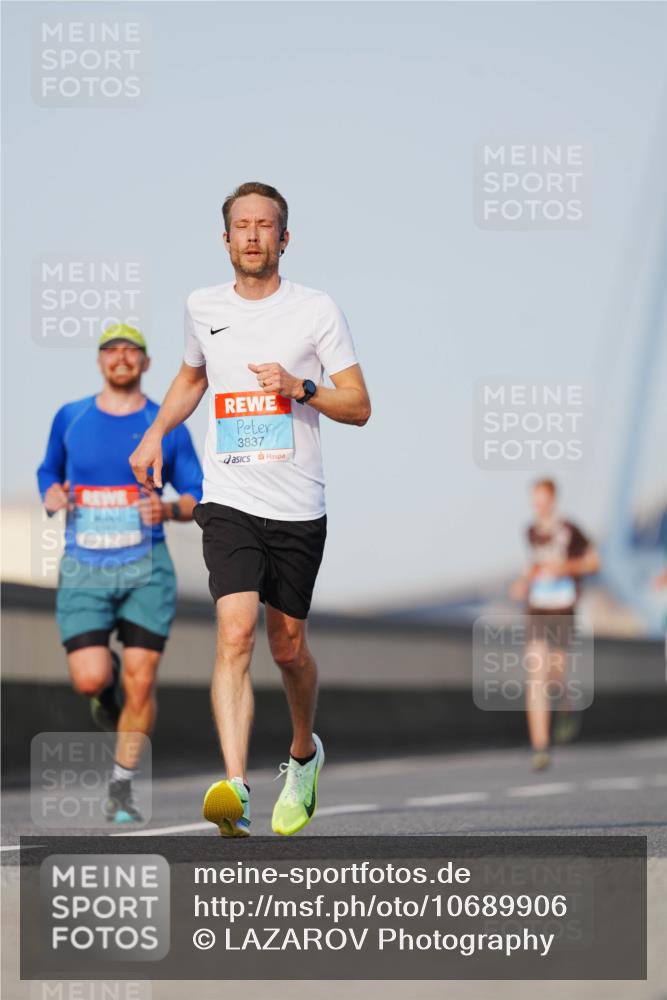 03.10.2026 - Köhlbrandbrückenlauf LAZAROV Photography http://msf.ph/oto/10689906 03.10.2026 09:44:19 Position 3 3837 meine-sportfotos.de