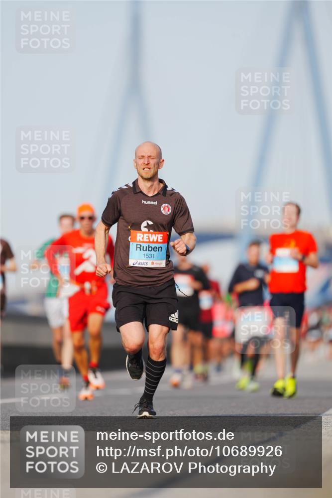 03.10.2026 - Köhlbrandbrückenlauf LAZAROV Photography http://msf.ph/oto/10689926 03.10.2026 09:44:22 Position 3 1531 meine-sportfotos.de